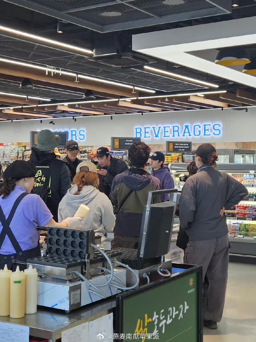 𝐌𝐑.𝐃𝐎𝐇 tweet media