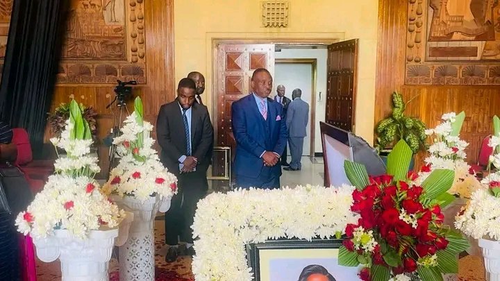 EriasLukwago_'s tweet photo. Paying my last respect to Hon. Hellen Nakimuli at Parliament this morning but yet to come to terms with with the reality. Fare thee well comrade Nakimuli, till we meet again 🙏 https://t.co/dbA79OIxft