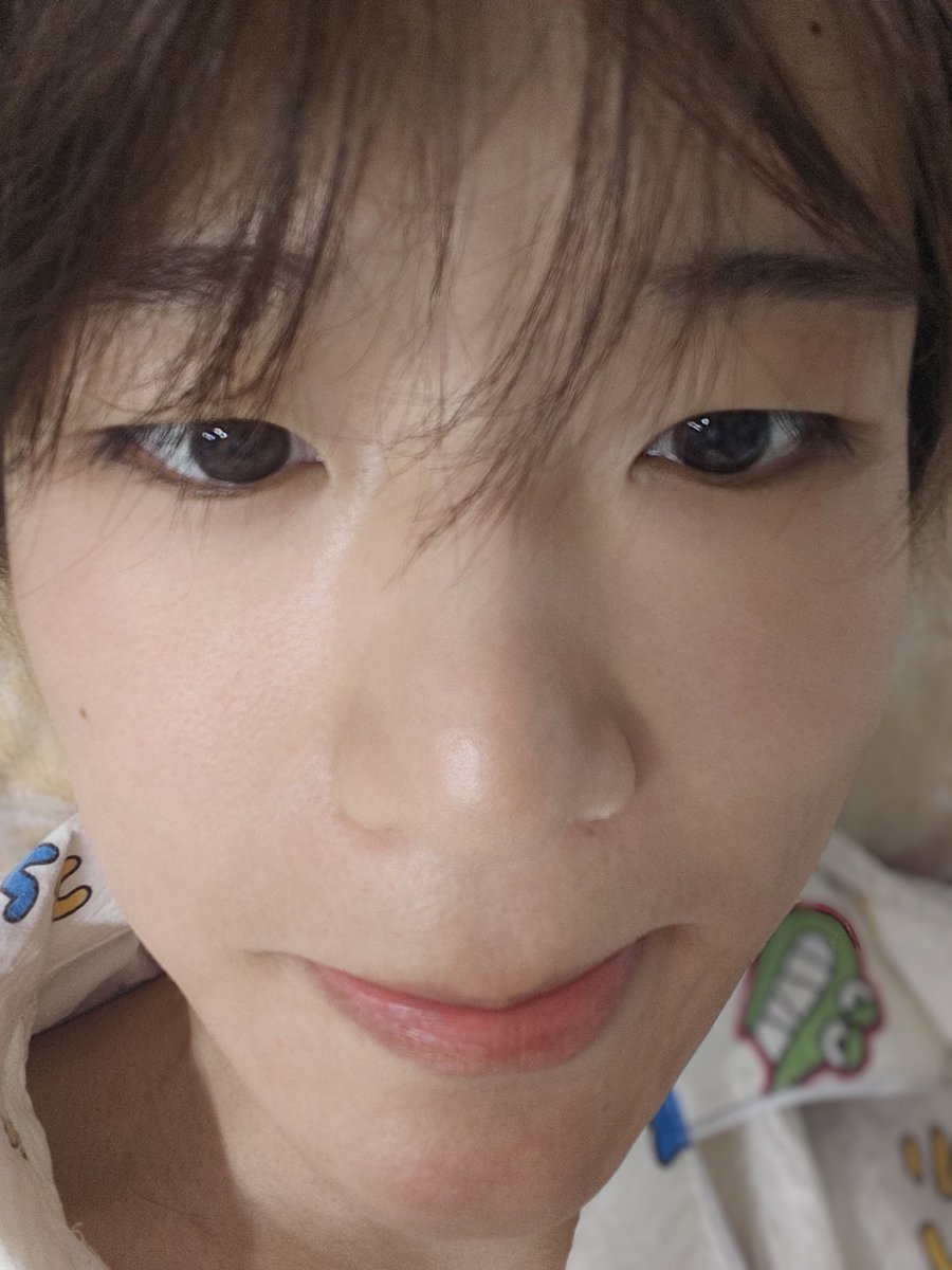 藏着刀片的苹果 tweet media