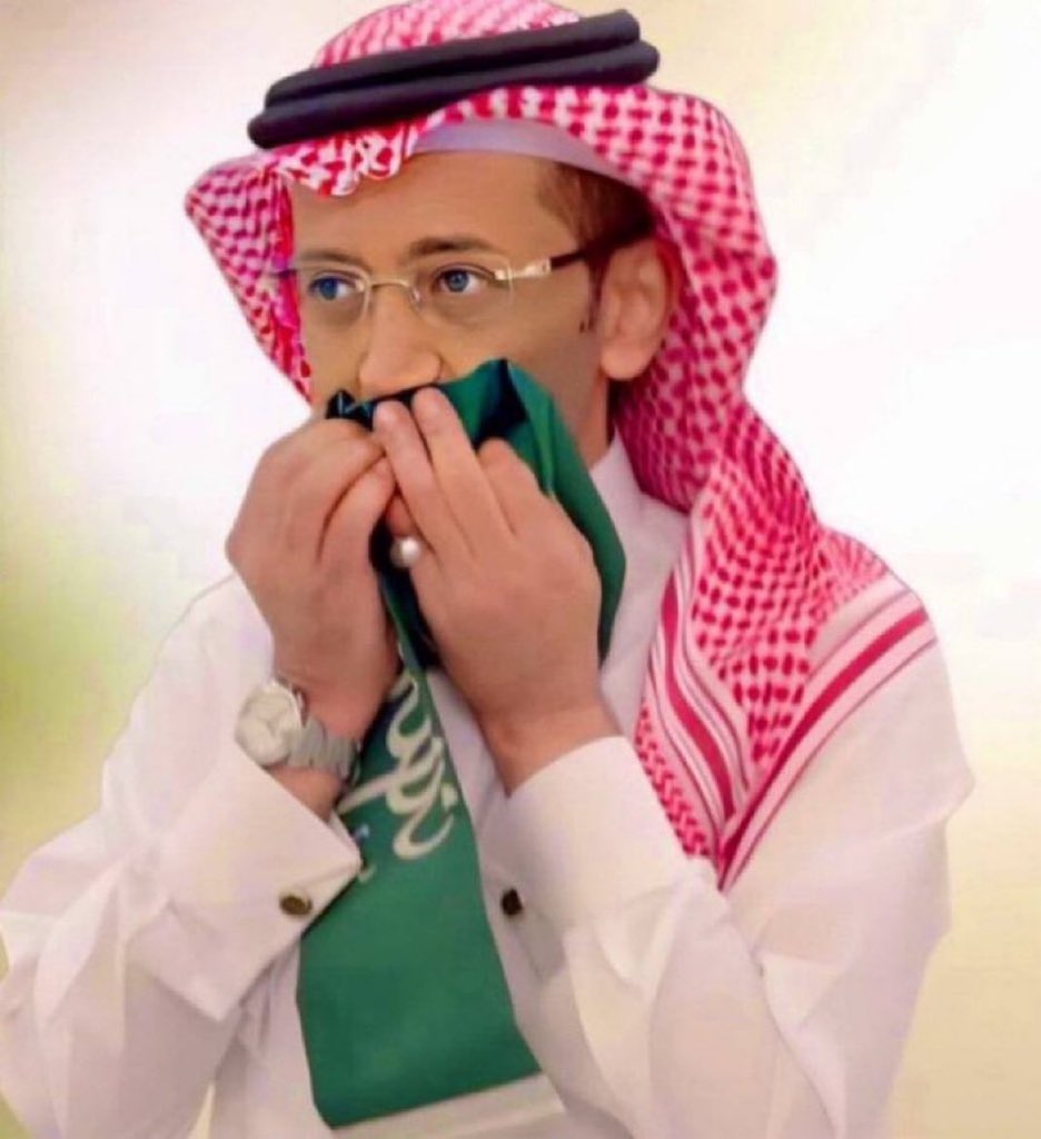 Saqr900900's tweet photo. رفع الله قدرك وشأنك 
نسأل الله ان يمتعك بالصحه والعافيه 
رحم الله من جابك وجعلهم في الفردوس الأعلى 
كرم وعطاء وبذل وسخي الكلام يقف ويعجز عنه تعبيره
ولكن هذا درس في الانتماء والفخر بهذا الوطن وفي المناسبات الوطنيه رقم كبير جداً ما قدمته مكل�� جداً
من حبه وولاء لهذا الوطن وتشجيع لنا وادخال الفرح والسرور 🇸🇦💚🇸🇦