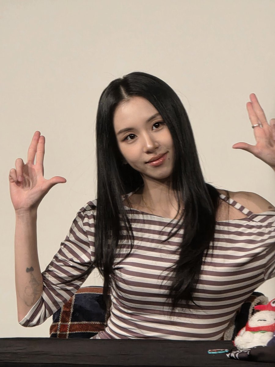 Happy birthday Chaeyoung 🍓

#채영이_생일까지_Rush
#CHAEverydaywithyou