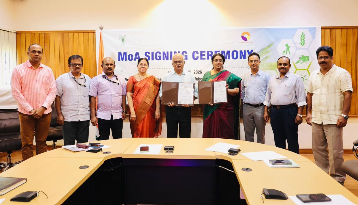 Spices_Board's tweet image. Using IoT &amp;amp; real-time data, the system will optimise irrigation, boost water efficiency, and improve yields advancing precision farming under Indian Council of Agricultural Research’s #OneICAR vision.

#SmartFarming #Cardamom #AgriTech