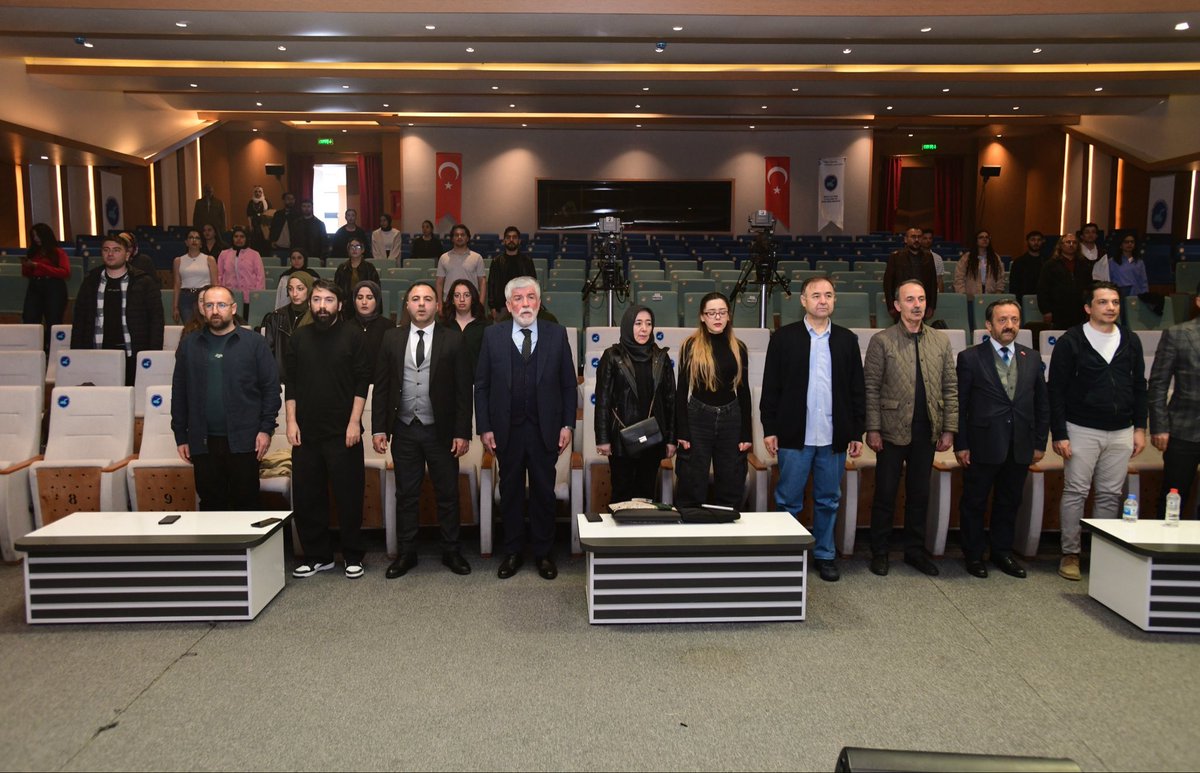Van YYÜ Tarih Bölümü tweet media