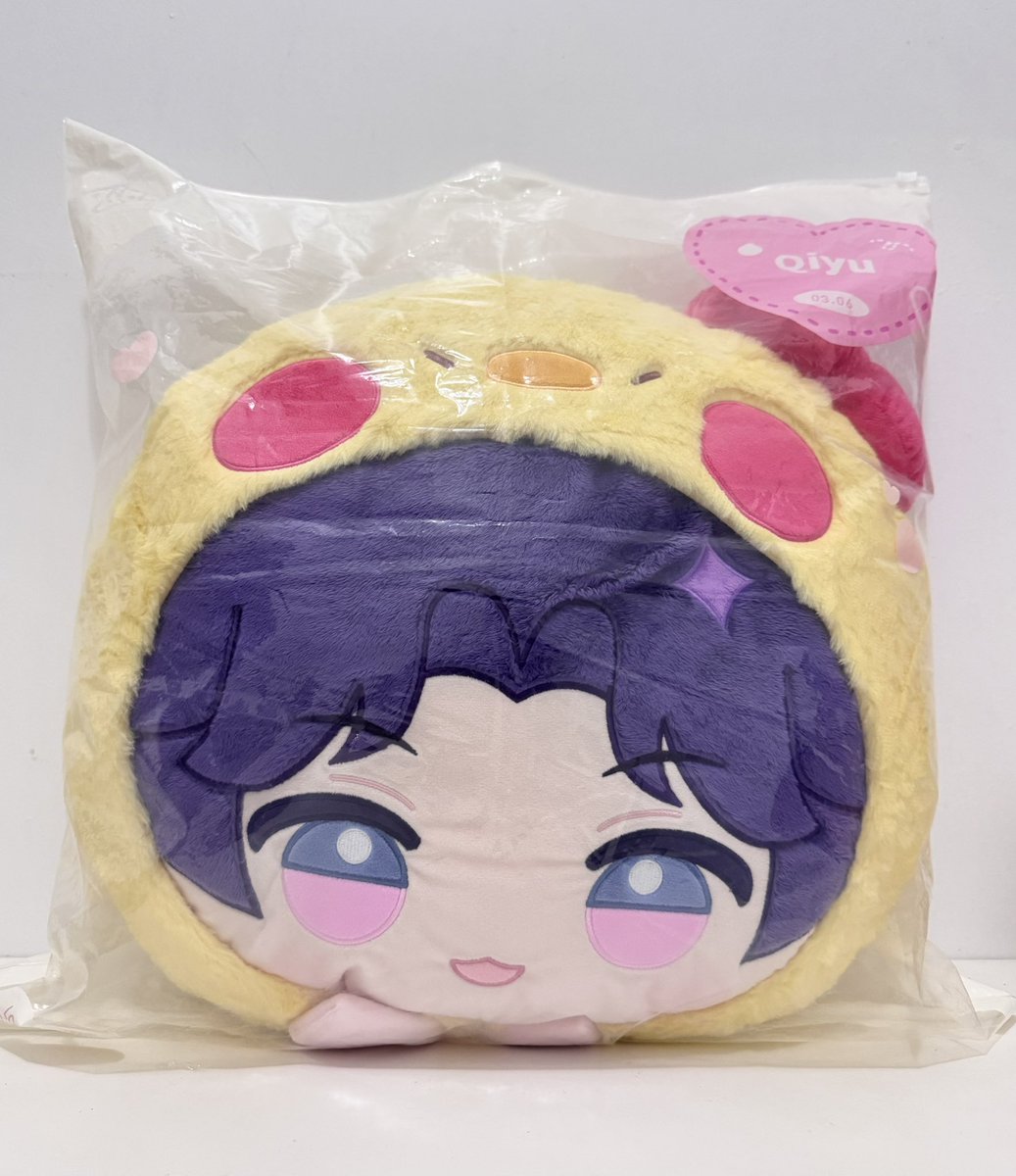 wts ~ want to sell (lfb)

Official Pillow Rafayel Love and Deepspace (PRELOVED)

• offer
• hanya ditaruh di rak untuk dipajang
• ada tag kertas tapi sudah lepas
• tidak berdebu, condi dm

inc pack, exc adm 
🏡 tangerang

#warunglads #warunggame #warungotome #warunganime