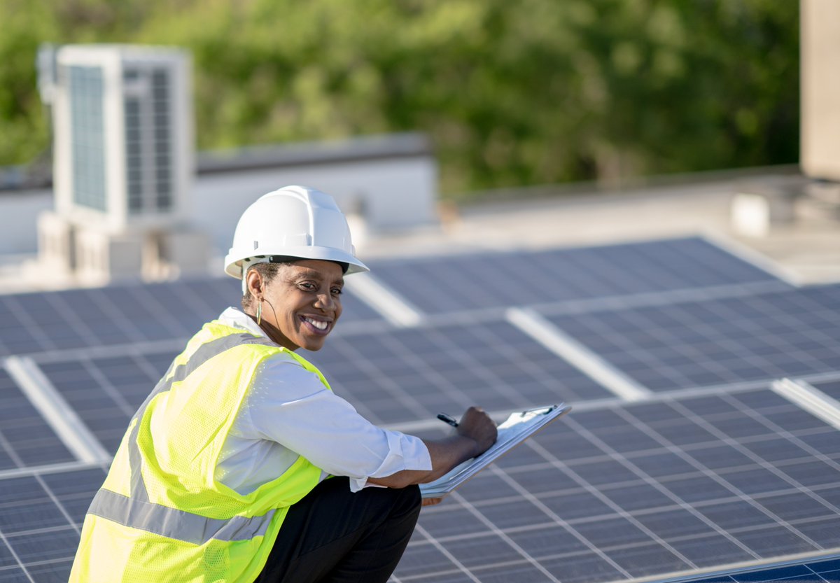 HICC_ca's tweet image. It’s #EarthDay!

The #GC supports greener, more energy-efficient community spaces that lower energy use and help communities build for the future.

Learn more: housing-infrastructure.canada.ca/gicb-bcvi/inde…