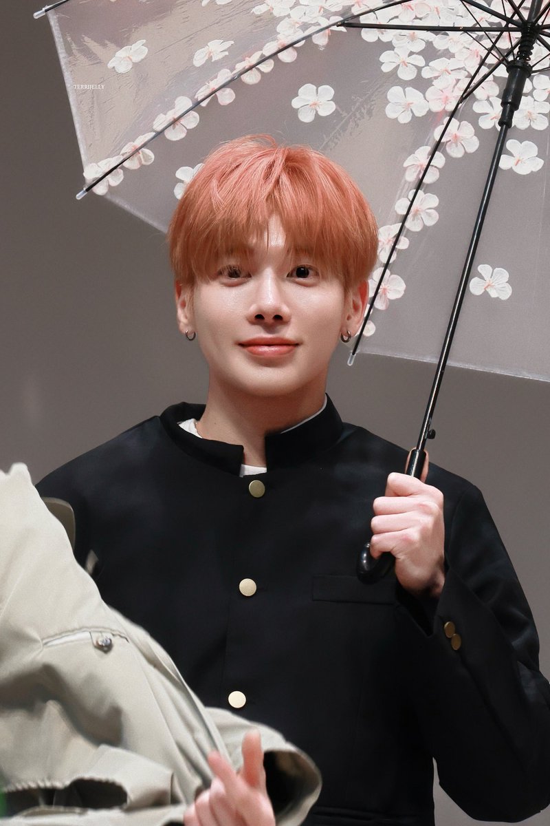 260422

🌸

#태현 #TAEHYUN #テヒョン
#투모로우바이투게더
#TXT #TOMORROW_X_TOGETHER