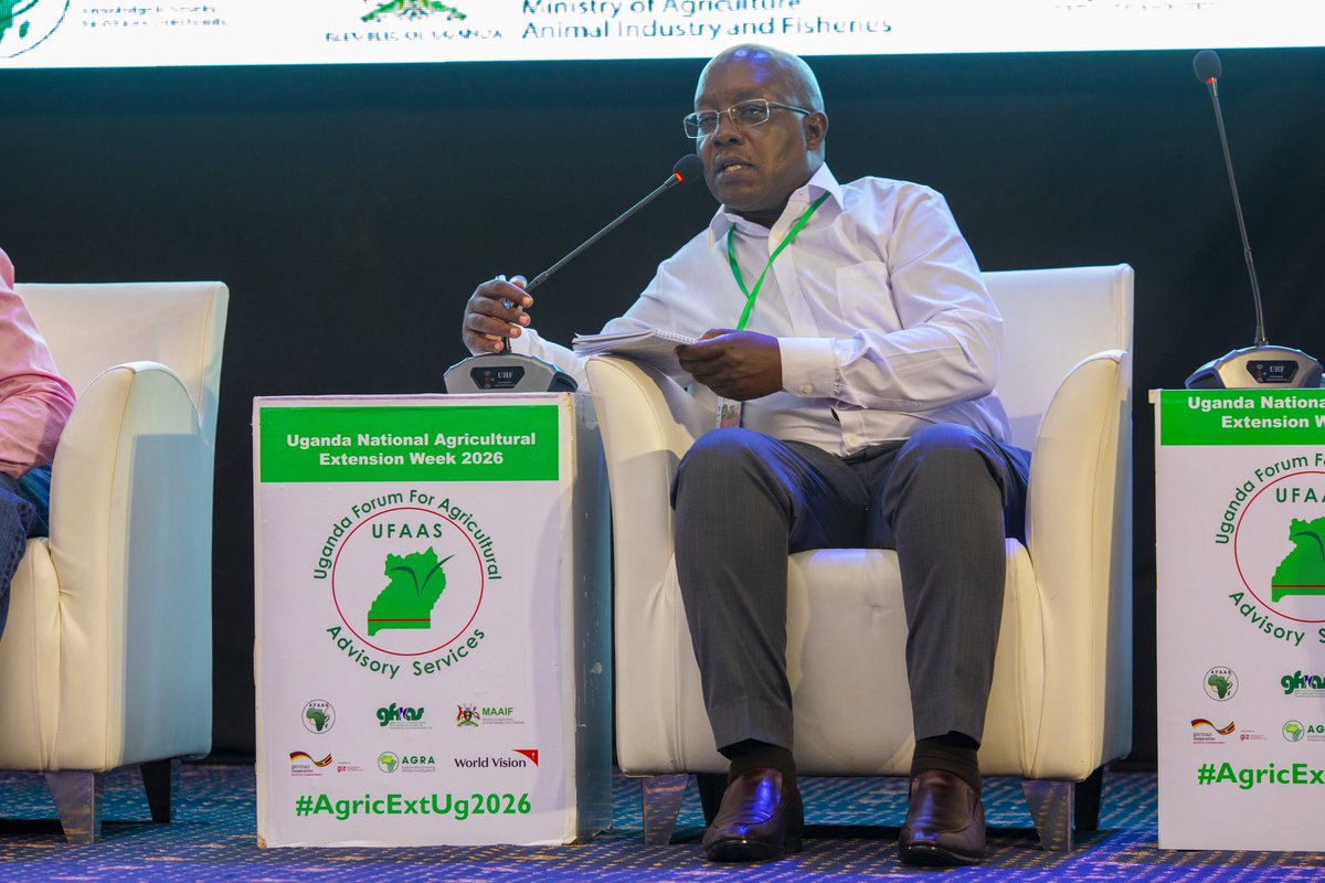 UFAAS13's tweet photo. "Zero tolerance for counterfeits! 
Chris Ibyisintabyo highlights how UNADA’s Code of Conduct is safeguarding our farmers.”

By enforcing strict standards and penalizing fake dealers, we ensure only genuine, high-quality inputs reach the soil.

#AgricExtUg2026 https://t.co/eA5dlogvaC