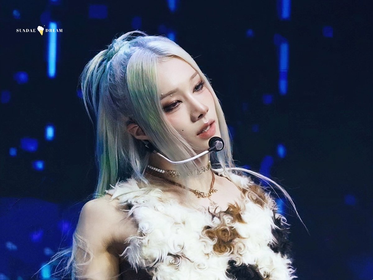 260411 XLOV Asia Tour in HK 

𝖕𝖆𝖎𝖓𝖙 𝖙𝖍𝖊 𝖈𝖔𝖑𝖔𝖗 𝖞𝖔𝖚 𝖓𝖊𝖊𝖉

#xlov #엑스러브 #루이 #rui #陳冠叡