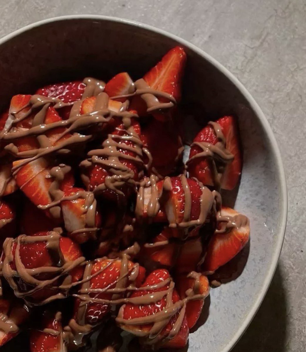 truskawki z nutellą czyli mój mokry sen