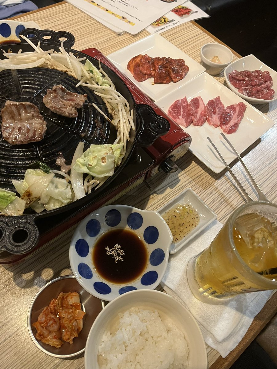 ajs_msk's tweet image. 笑っておる( ^ω^ )🌊

#RYUKYUDRAGONMEMORIAL2026
掲示ご協力いただきありがとうございマス🫰💚
ッあいや〜、美味しかった❕❕
道民のココロと身も満たされハッピーなり🥩😚✨
また連れてってねセイバーさん🫶💕
#琉ドラ #rd_pw