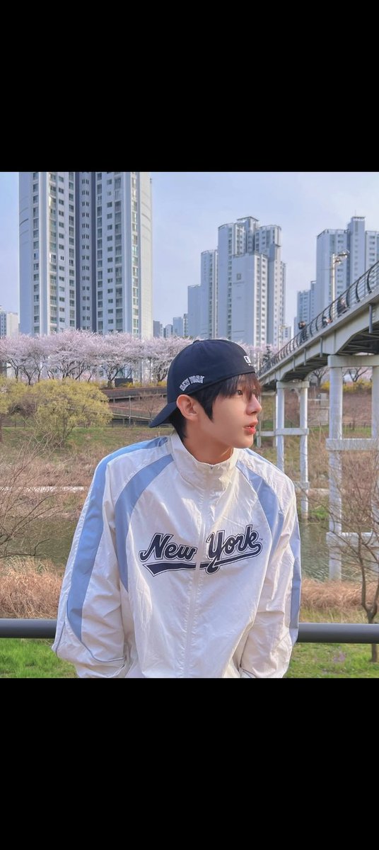 JLight⭐ tweet media