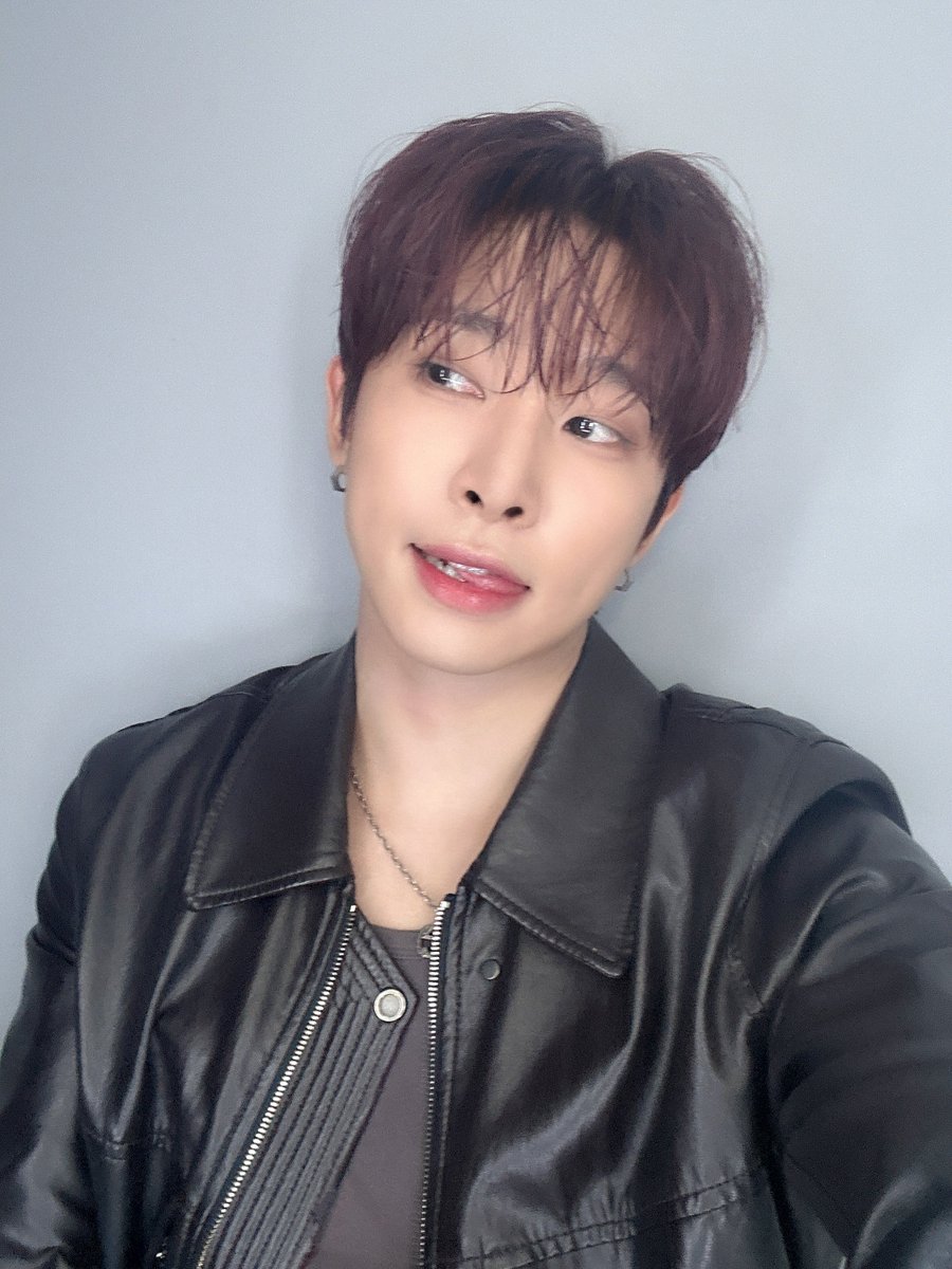 TRENDZ_OFFCL's tweet photo. [#리온] 덮머 중독됐낭?

#FROM_TRENDZ #TO_FRIENDZ #TRENDZ #트렌드지 https://t.co/PxD8wKQ4kv