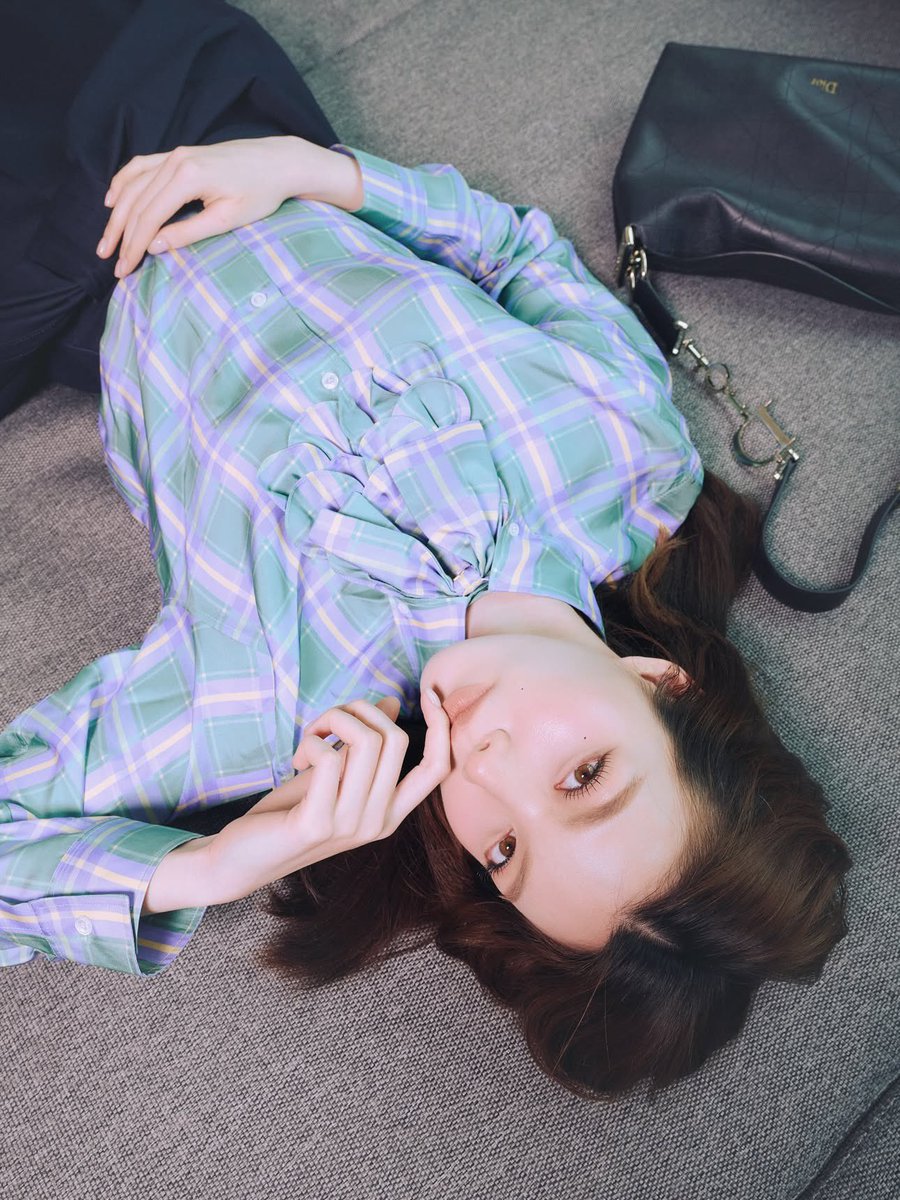 june 🌈 tweet media