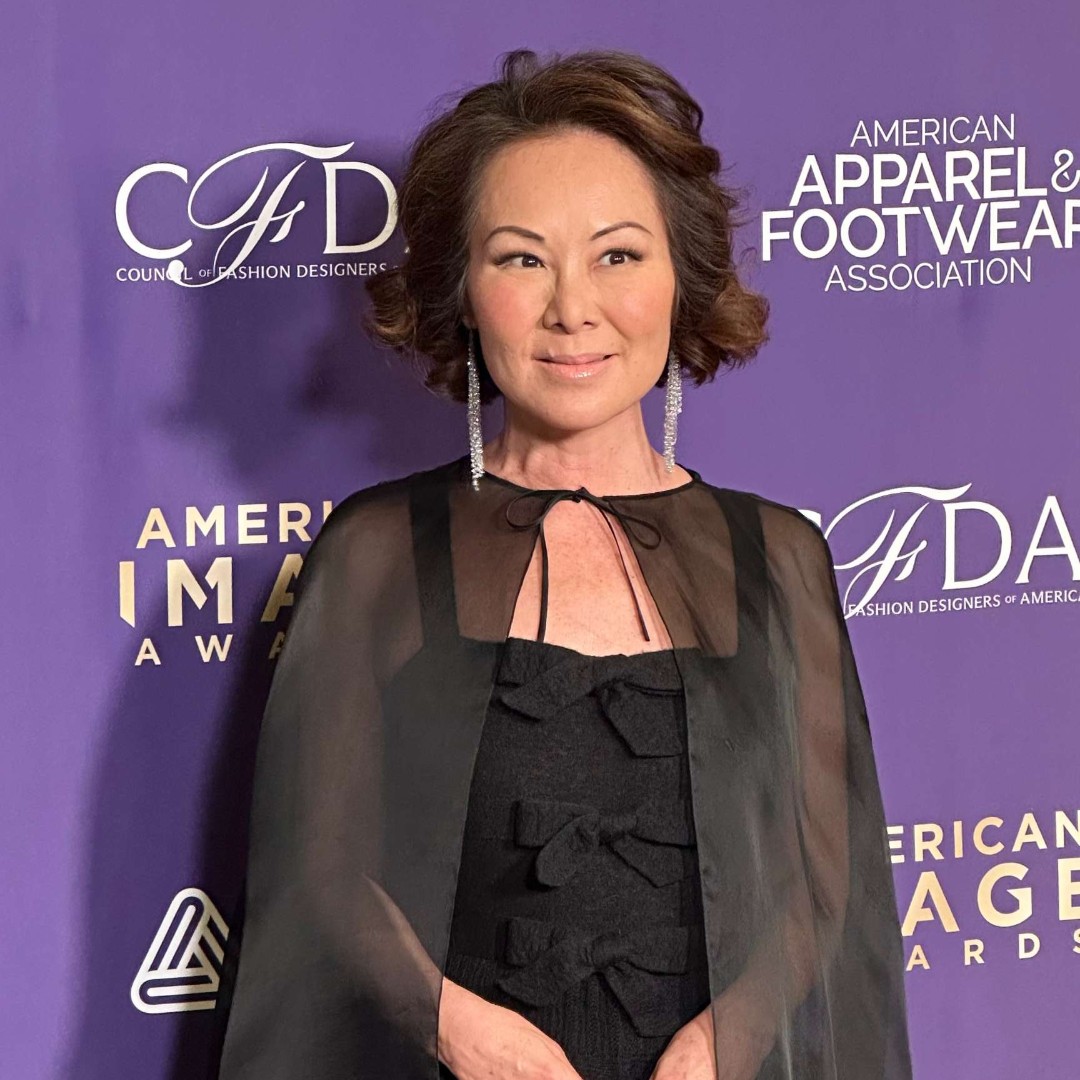 apparelfootwear's tweet photo. A huge #ThankYouThankYou to @thealinacho who brought the whole evening together in style as we celebrated the 50th AAFA #AmericanImageAwards https://t.co/bvgwMAcr6P