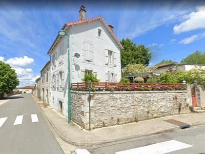 france_images's tweet image. 3 bedroom house for sale Montemboeuf buff.ly/Qzf2i2J 

#France 🇫🇷 #FranceProperty #FrenchProperty #FrenchRealEstate #PropertyForSale