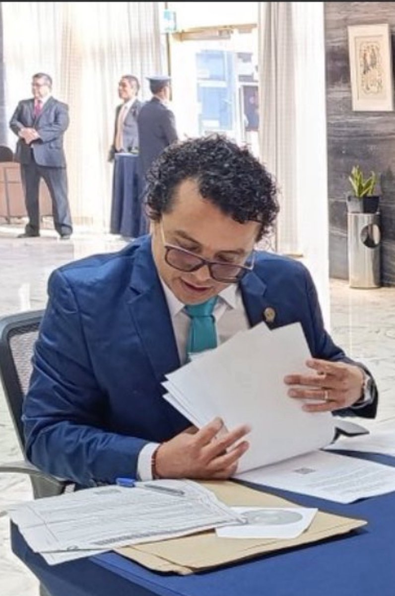 Samulita tweet media