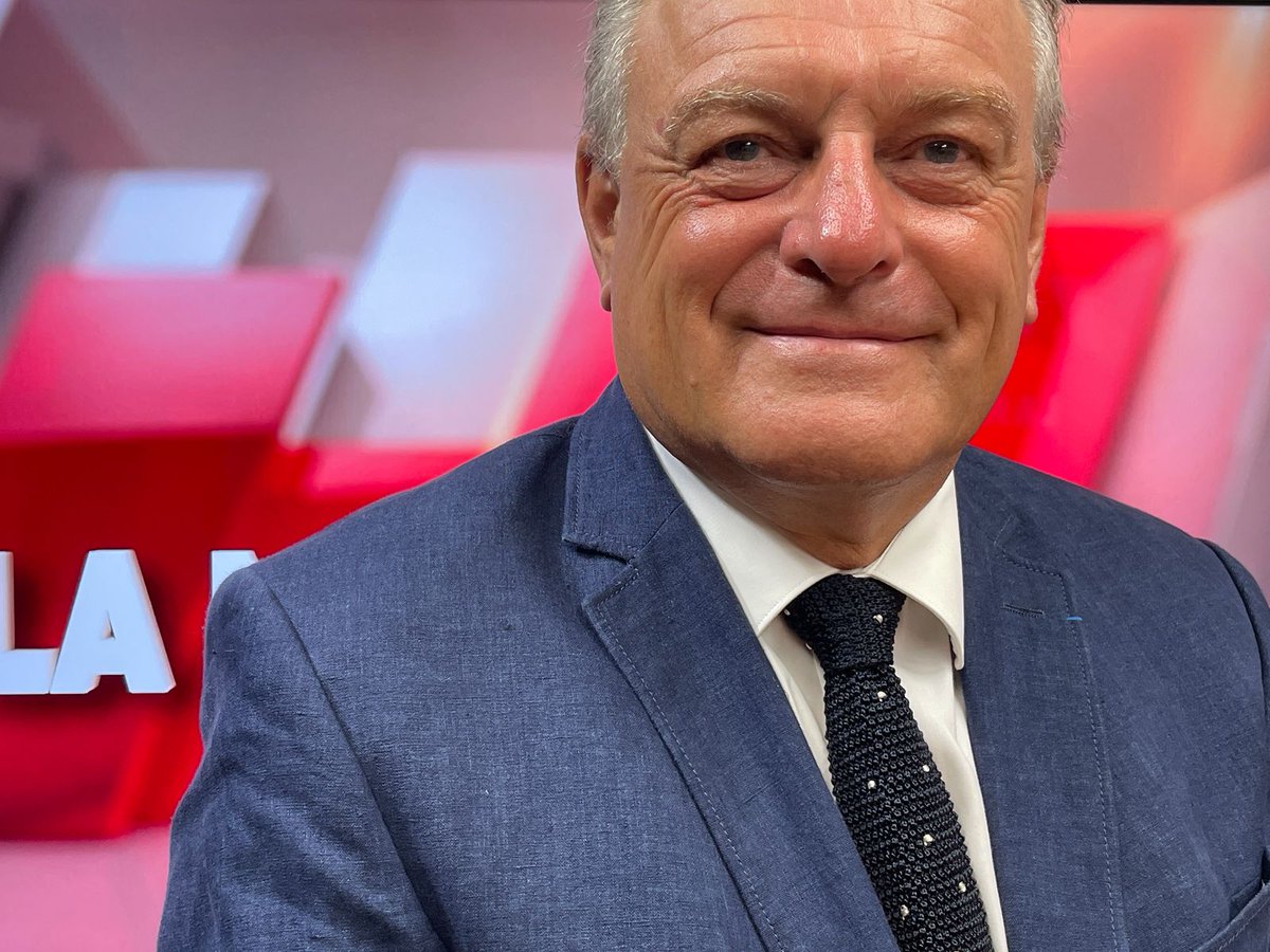 linfokwezi's tweet image. François-Xavier Bieuville nommé préfet de la Loire après son passage remarqué à Mayotte.
👉 Lire l'article complet ici : linfokwezi.fr/francois-xavie…

#Mayotte #Loire #Préfet #FrançoisXavierBieuville #Politique #État #Nomination #Administration #Actualités #Outremer