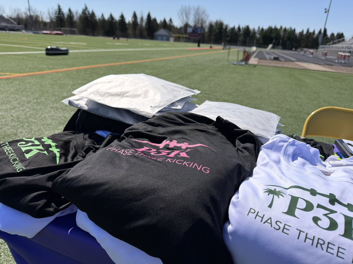 Phase3Kicking's tweet photo. A fun (and chilly) Phase 3 Kicking camp on Sunday in Stillwater. Some real good talent and competition. Excited to see how these specialists grade using our patent pending college data driven ‘specialist algorithm.’ There is a lot of talent in Minnesota. #CompeteToBeElite https://t.co/dS0x9rweMc