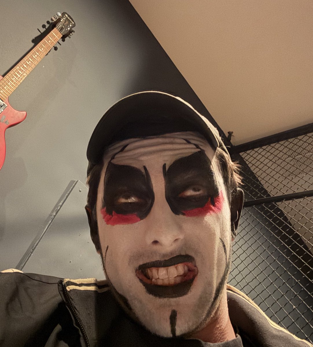 Danhausen tweet media