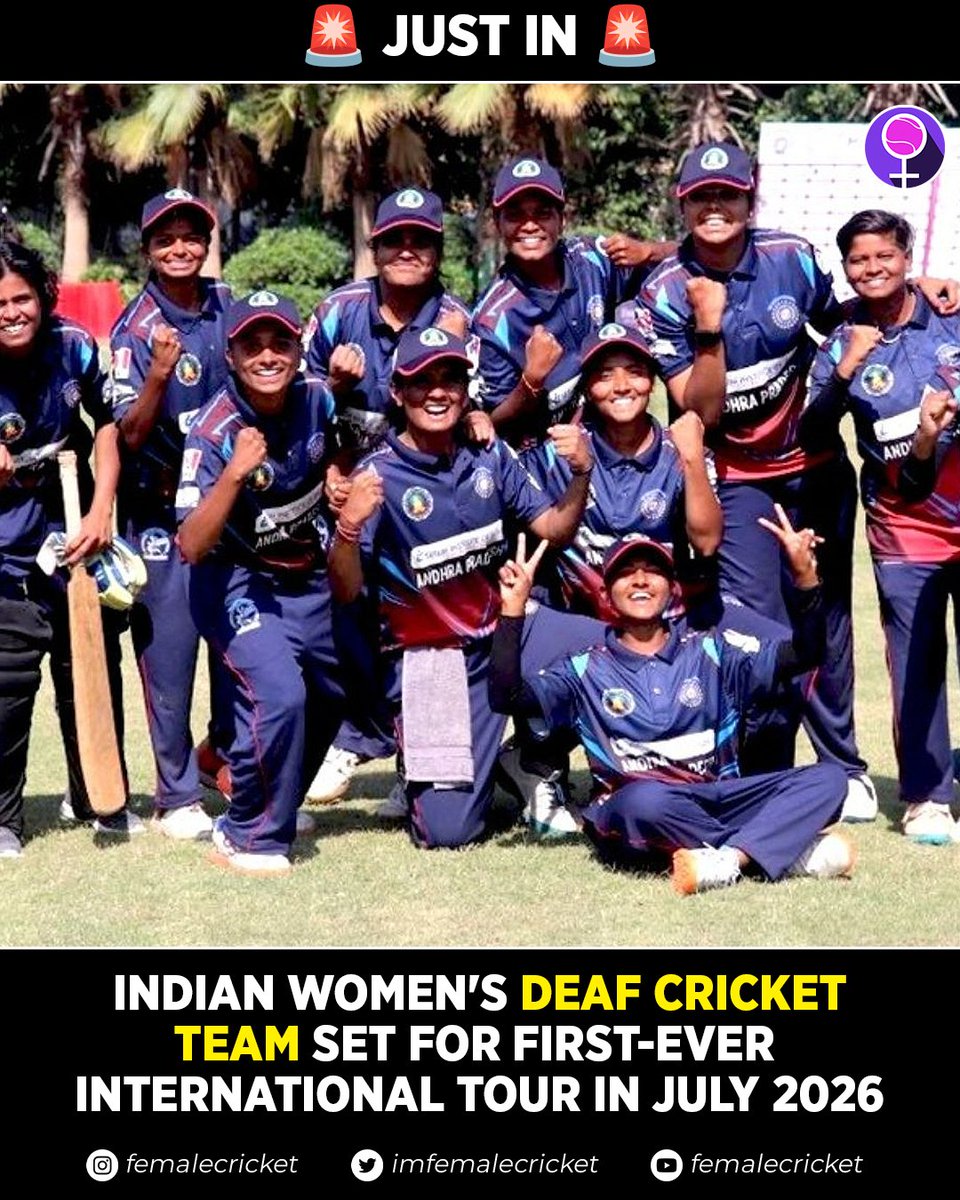 Female Cricket tweet media