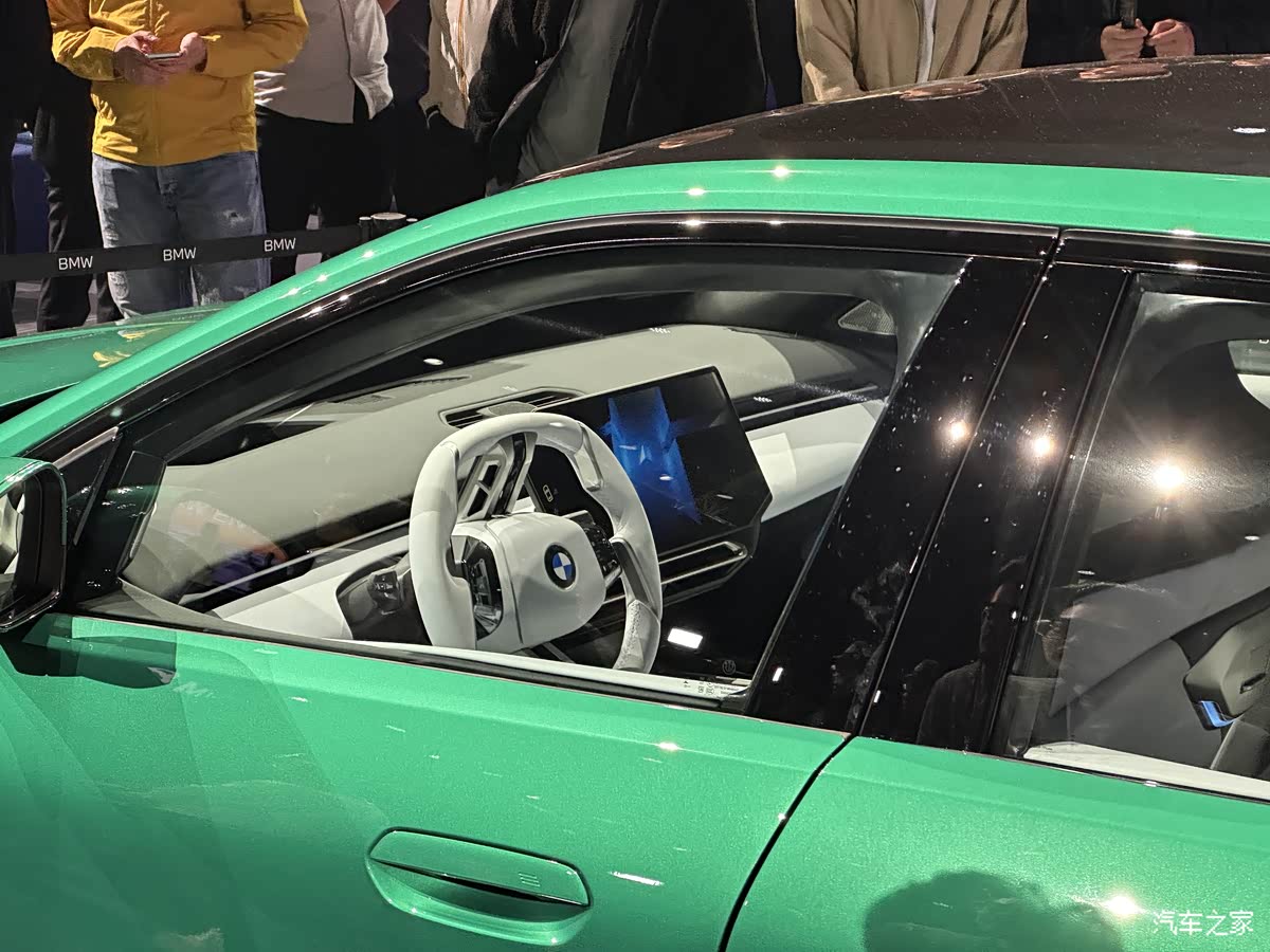 BMW i3 ロングホイールベースが発表されました。北京モーターショーに出展され、中国で発売予定です。