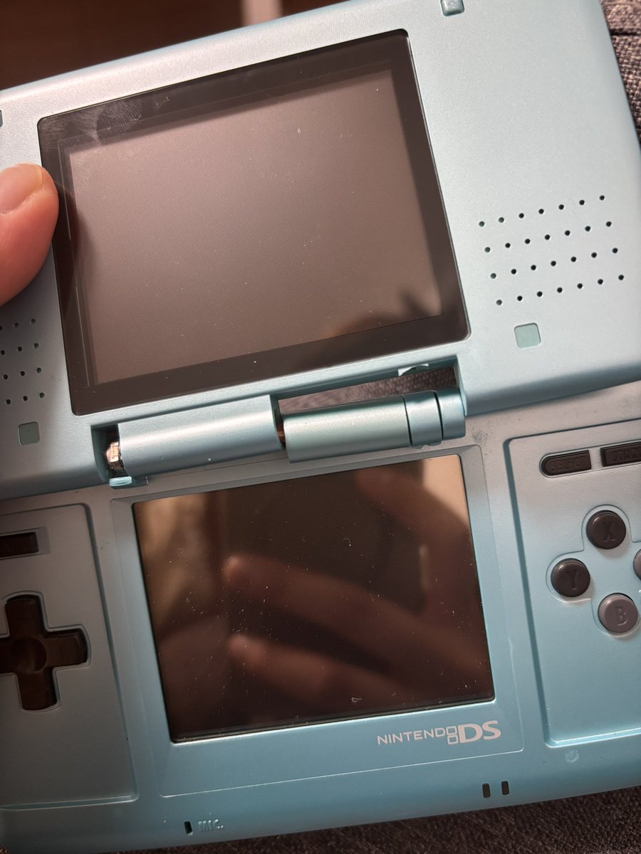 吉田智美 tweet media