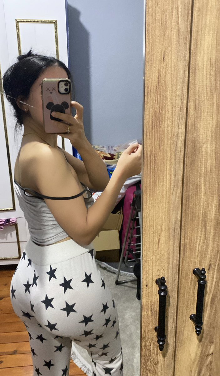 llaleeee tweet media