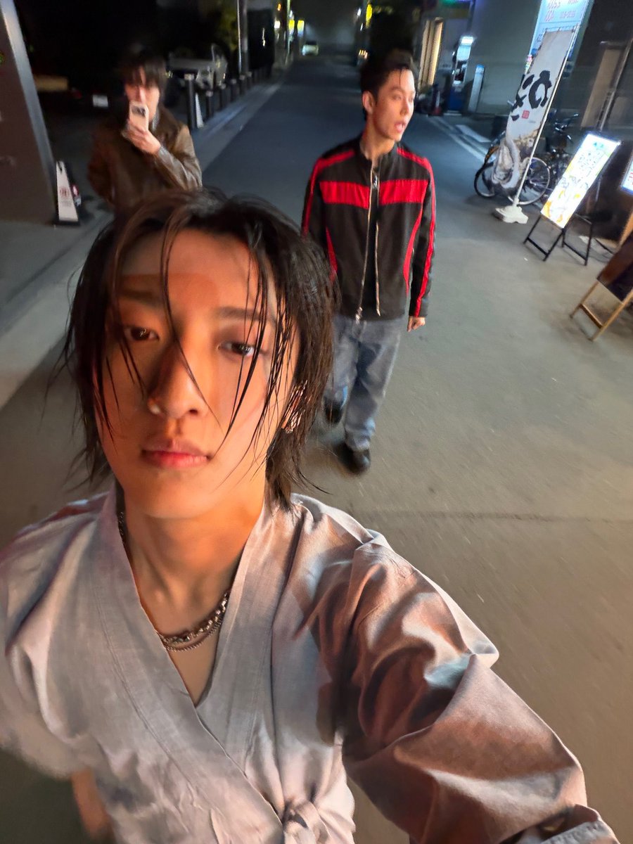 SUMPAH GUA GA PERNAH MELIHAT SEKALIPUN OHYUL GA PEGANG HP?!