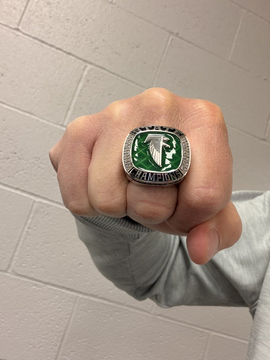 _CoachMikeHall's tweet image. Ring Season!! It was definitely worth the wait. @BlairOaks_1 @WeAreBlairOaks #backtoback #statechamps