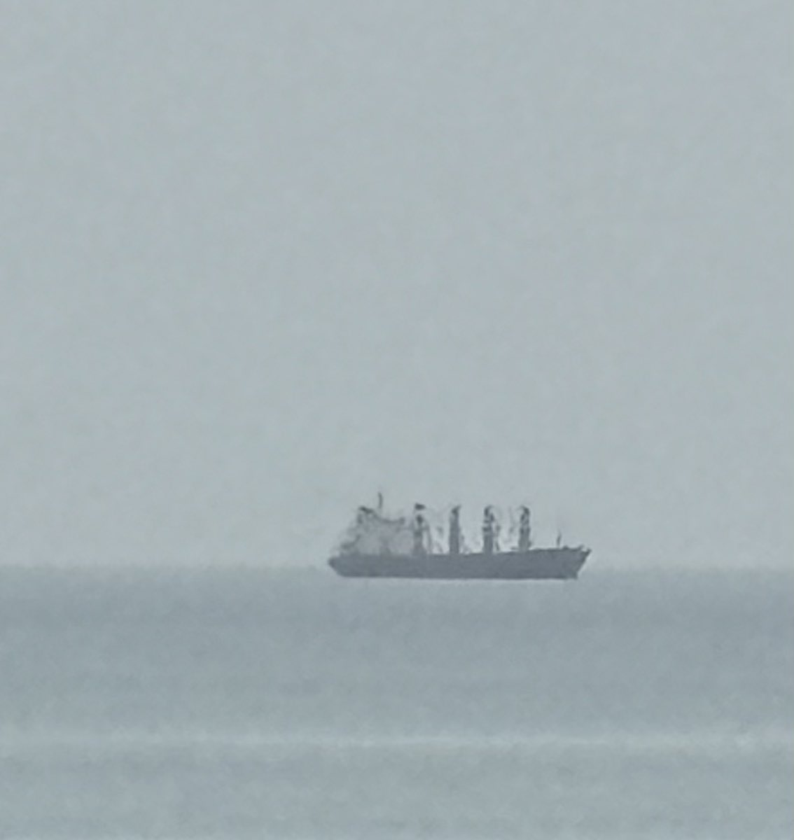 なんの船かなぁ〜