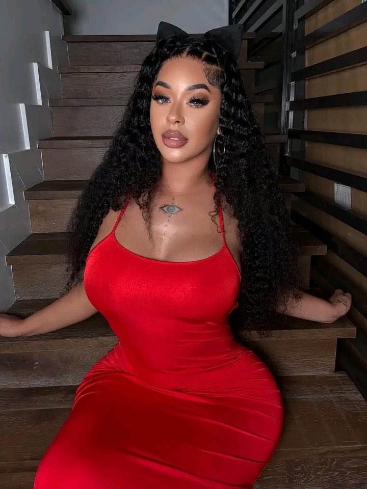 EvelynD2352's tweet image. #red #beauty Y’all great!😊