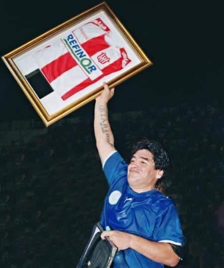 #DiegoEterno 🇵🇸🇧🇩🇦🇷⭐ 1986 tweet media