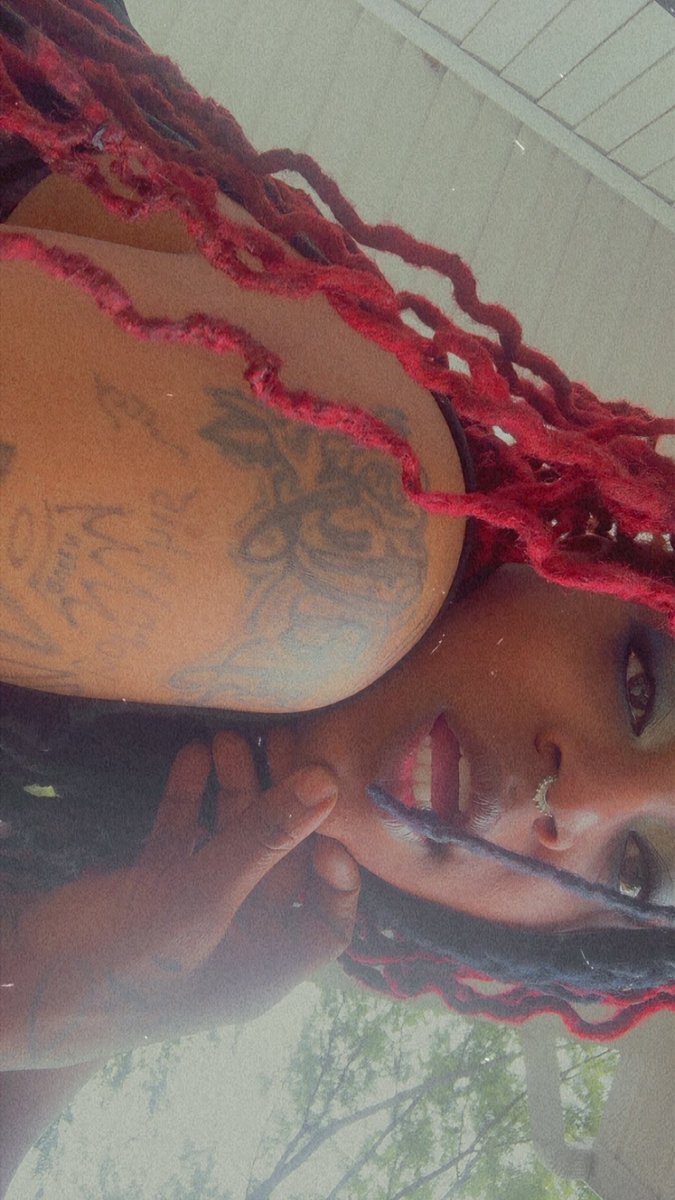 92sturdy's tweet image. Still pretty as fuhh 👑 Yup 😌😮‍💨😛 #lookoftheday #gorgeous #makeupinspo #fypage #artist