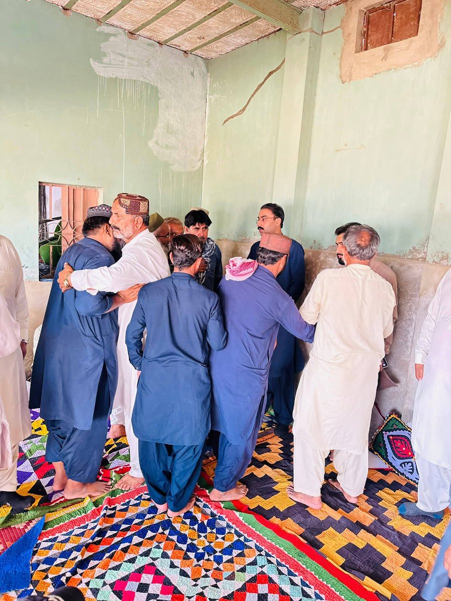 DahriMurt4903's tweet photo. Today 22.04.2026
 
#PPP Young Leader #Mr #Bilal #Khan #Shoro #sb, Offered Condolences with Mr Abdul Rasheed Solangi on Sad Demise of his Nephew at Village Allah Rakhyu Solangi UC 02 TMC Nerunkot PS60 Hyderabad. https://t.co/bW5enxBBBk