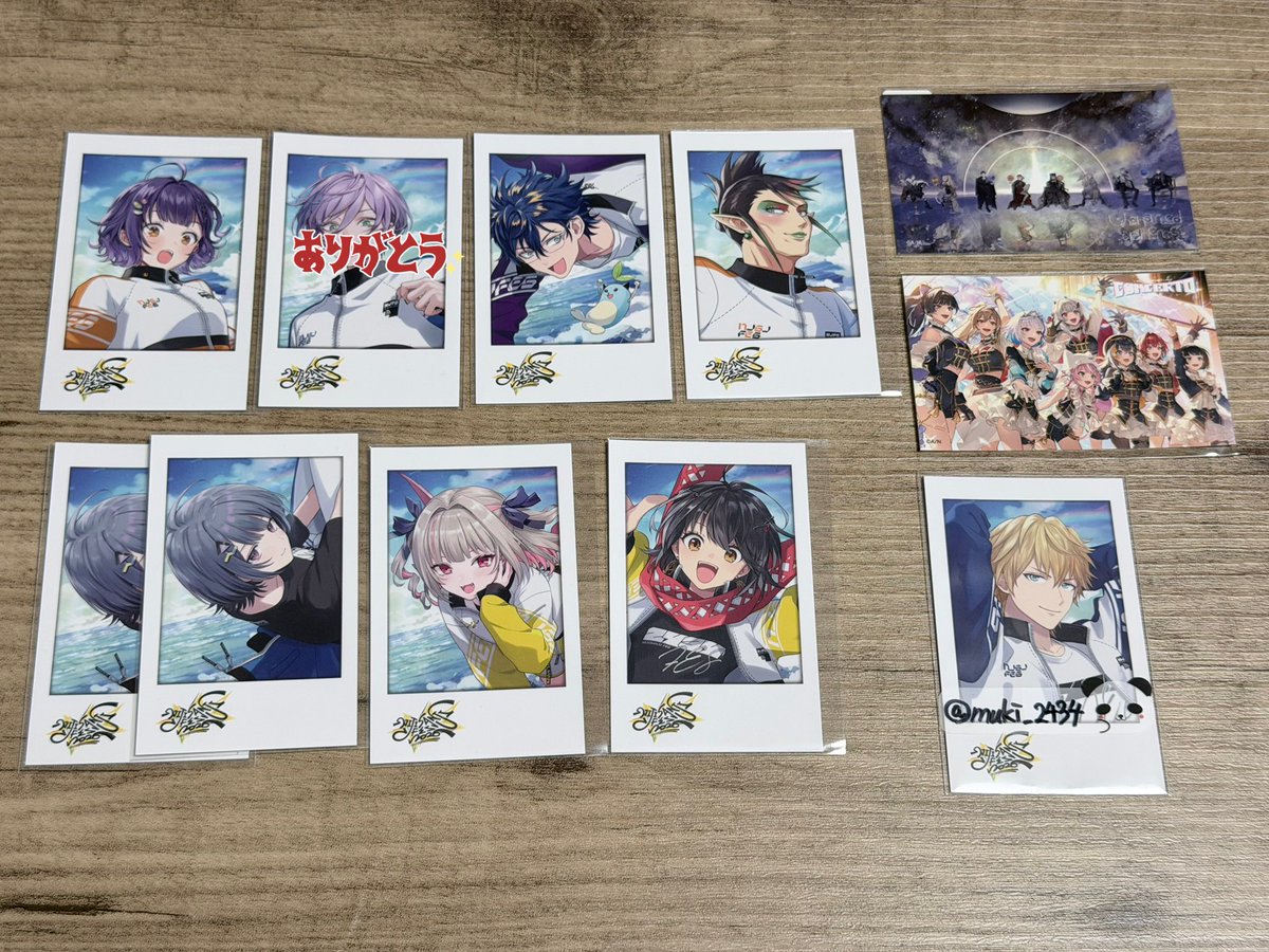 muki2434's tweet photo. 【交換】にじさんじ にじフェス2026 チェキ風カード ランダム

(譲)画像のもの
(求)idついているカードの方

︎︎⟡郵送希望(同日発送希望)
︎︎⟡🚺n:1◎
⟡＋特典◎

お気軽にお声掛けください。 https://t.co/YuRM2RD4Vq