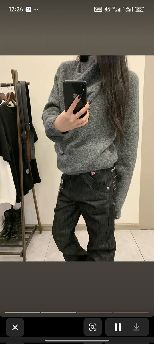 藏着刀片的苹果 tweet media