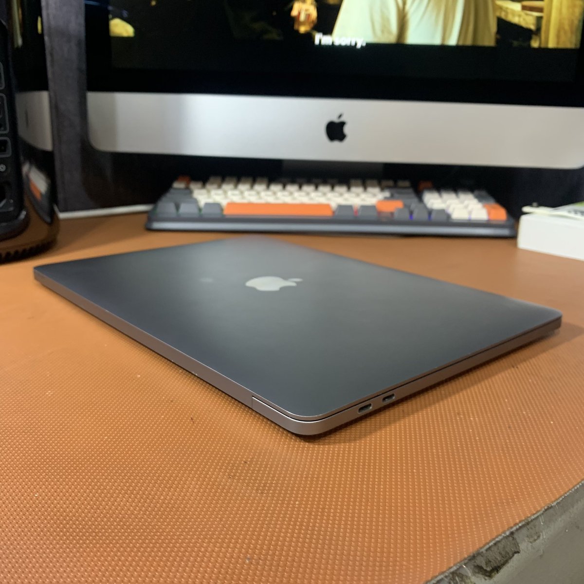 Apes Store ID tweet media