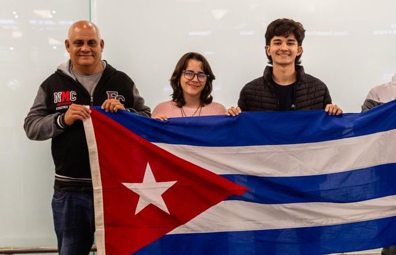 Ernesto Alejandro Barrera y Leticia María Merlo Alfonso del IPVCE Eusebio Olivera Rodríguez, de #SanctiSpíritusEnMarcha ,  conquistan medallas de bronce en la edición 60 de la Olimpiada Internacional de Química Mendeleev, Rusia 2026

escambray.cu/?p=387191