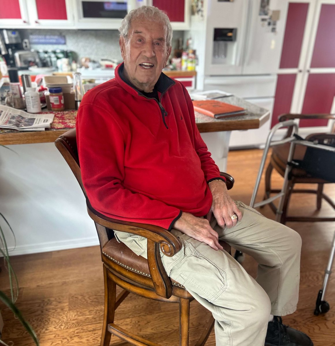 kerryeggers's tweet image. The latest story on kerryeggers.com:

A visit with Bucky Buckwalter, who has seen just about it all

kerryeggers.com/stories/2026/a…

#PortlandTrailBlazers #TrailBlazers #RipCity #NBA #NBAFInalsChampions #ArvydasSabonis