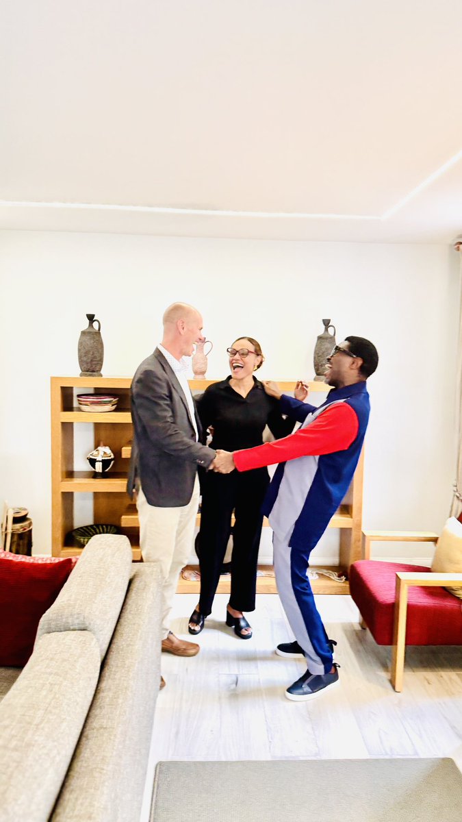 LexyMojoEyes1's tweet image. Always fun with Amb Michael Upton, Ambassador of New Zealand to Ethiopia and his lovely wife Ven.

#lme #lexymojoeyes #africanambassador #enjoymentminister #softlife