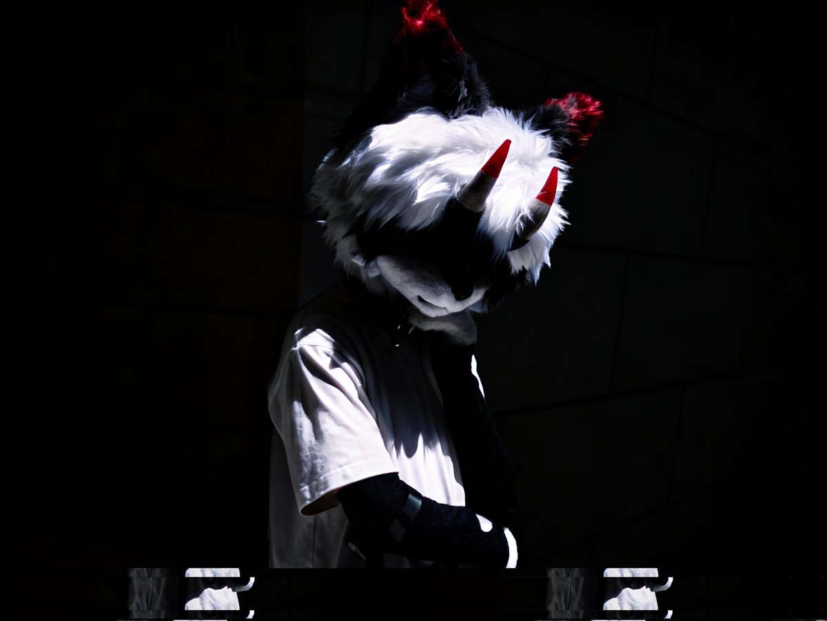 †Çøñ◈ΧхΙγ† tweet media