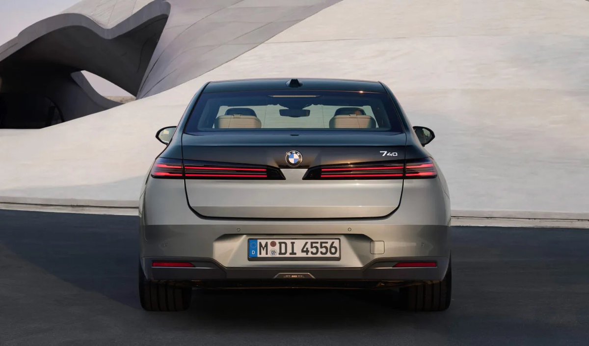 ‎هليّـل tweet media