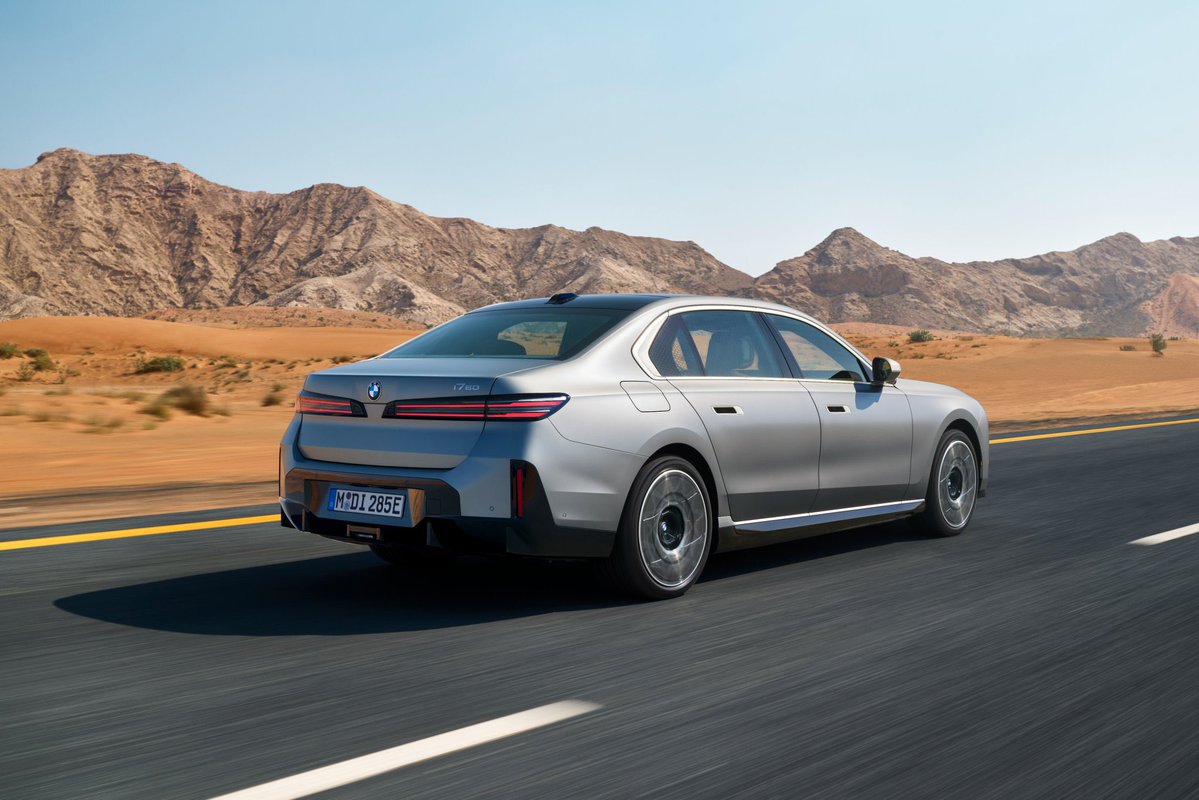 ‎هليّـل tweet media