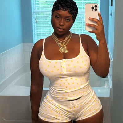 jenese dark black tweet media