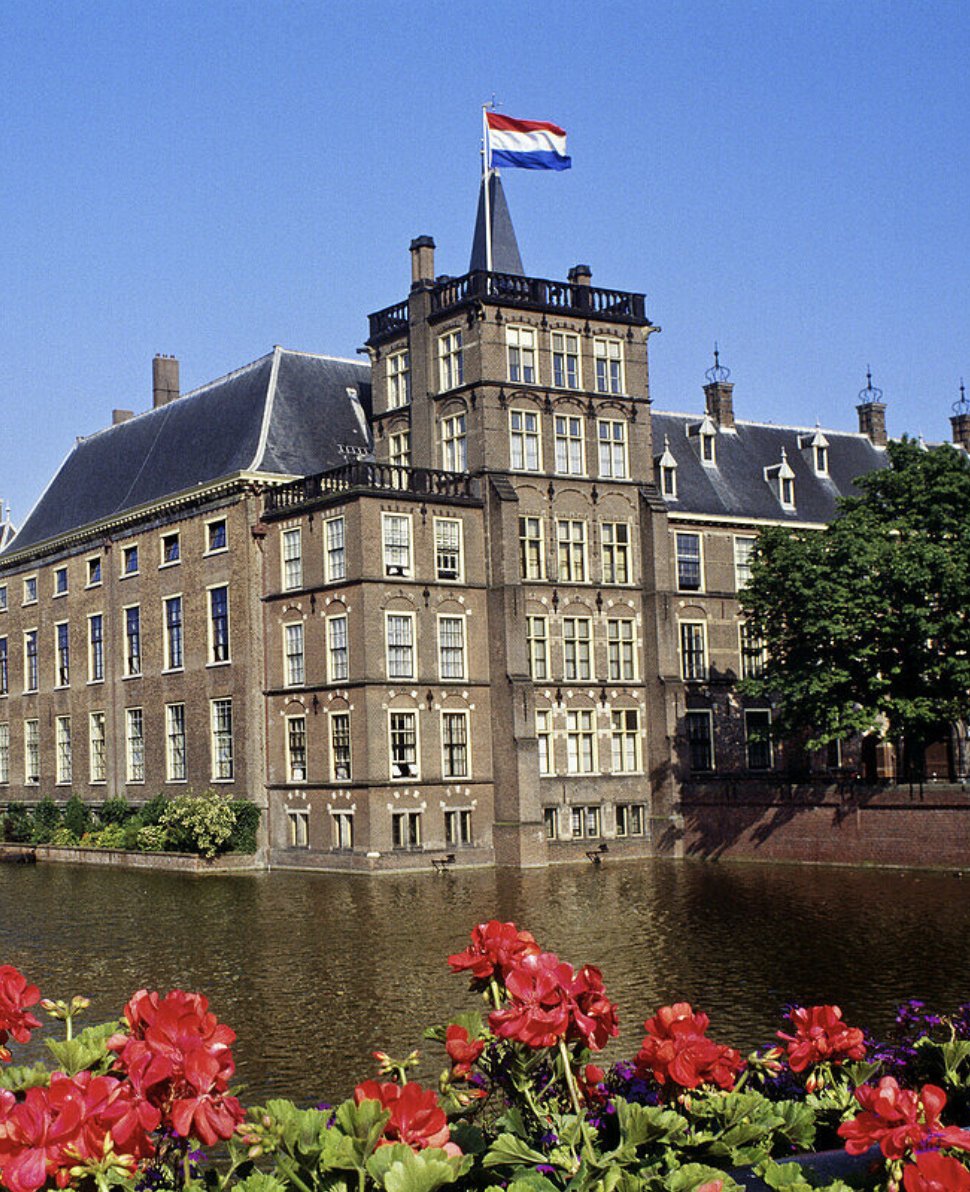 👏 to 🇳🇱 MPs for nearly passing:
 “Whereas Iran's regime is guilty of serious human rights violations, killing tens of thousands of protesters this year and executing a record number last year;
 Requests the government refrain from supporting Iran’s appointment to UN committees.”