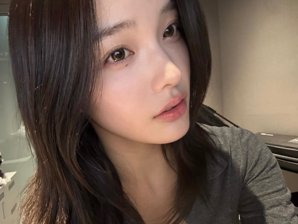 리체.. tweet media