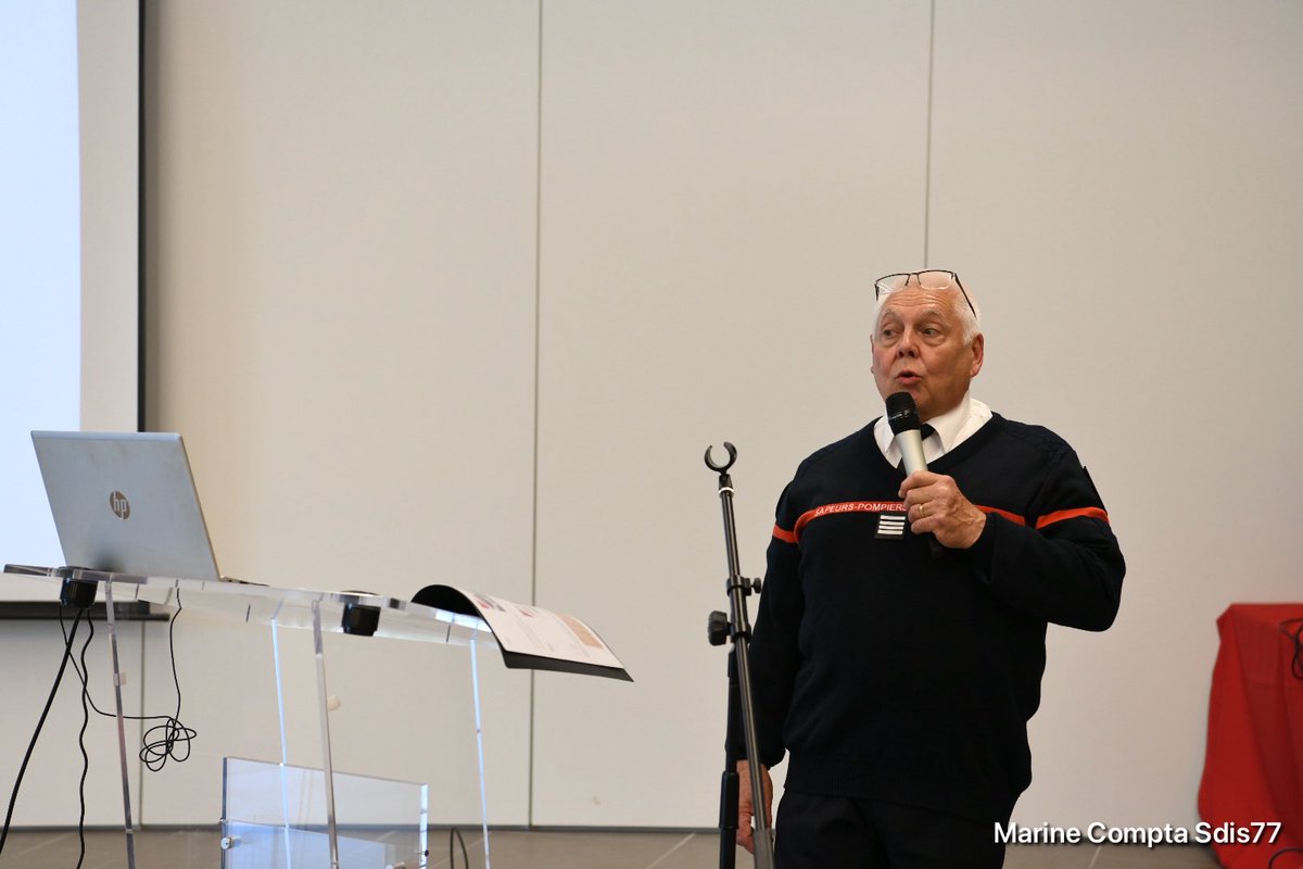 Sdis77's tweet image. [ #Conférence 🧑‍🚒📖]

Cet après-midi, une conférence s’est tenue autour du thème : « Les sapeurs-pompiers de France dans le second conflit mondial ». Animée par le Commandant Alain Bertolo, notre expert Histoire, cette intervention a permis de mettre en lumière l’engagement, le