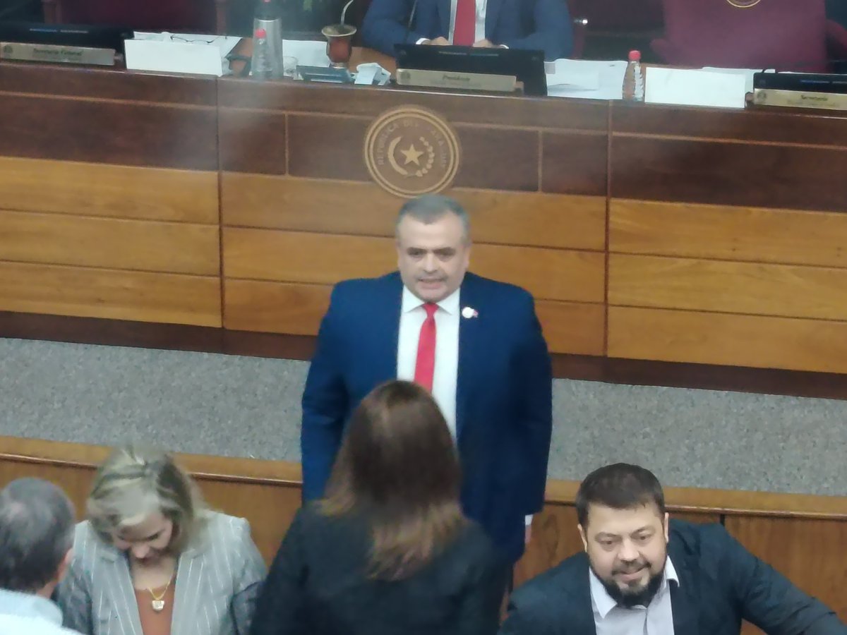 Tras aceptar el pedido de permiso a Hernán Rivas, asumió en su reemplazo Carlos Liseras