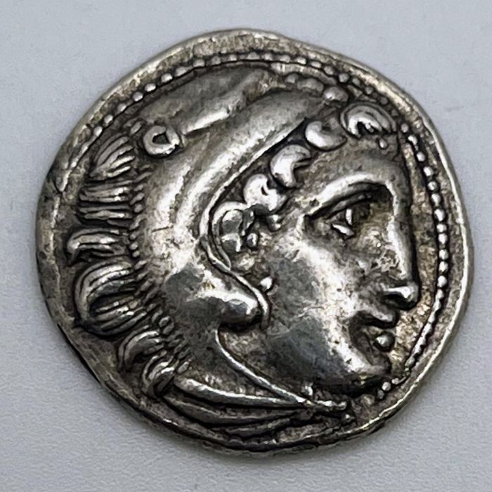BeantownCoins's tweet photo. Most people remember the battles, but no one remembers what paid for them...
Before Alexander the Great could conquer the known world, he needed something far more practical than strategy—he needed silver.
His tetradrachms paid soldiers, bought loyalty, crossed borders, and turned conquered treasure into momentum.🔥
An empire didn’t just march. It circulated. And more than 2,000 years later, those same coins still exist—each one a piece of the system that made it all possible. 🪙⚔️
Read the full story: https://t.co/qvzoih8Mw2
#coins #ancientcoins #ancienthistory #AlexandertheGreat #coinblog