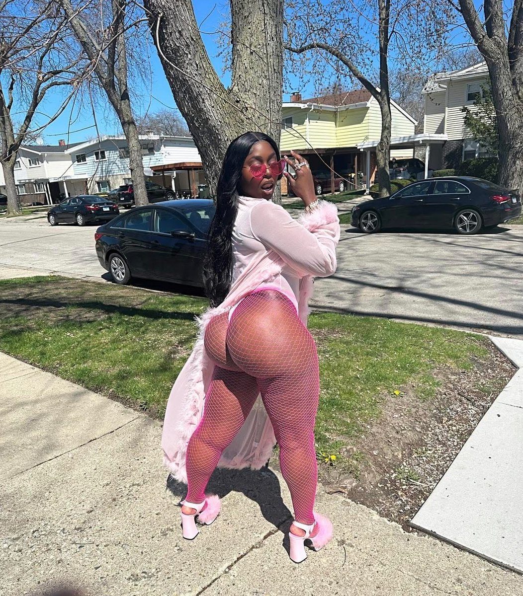 jenese dark black tweet media
